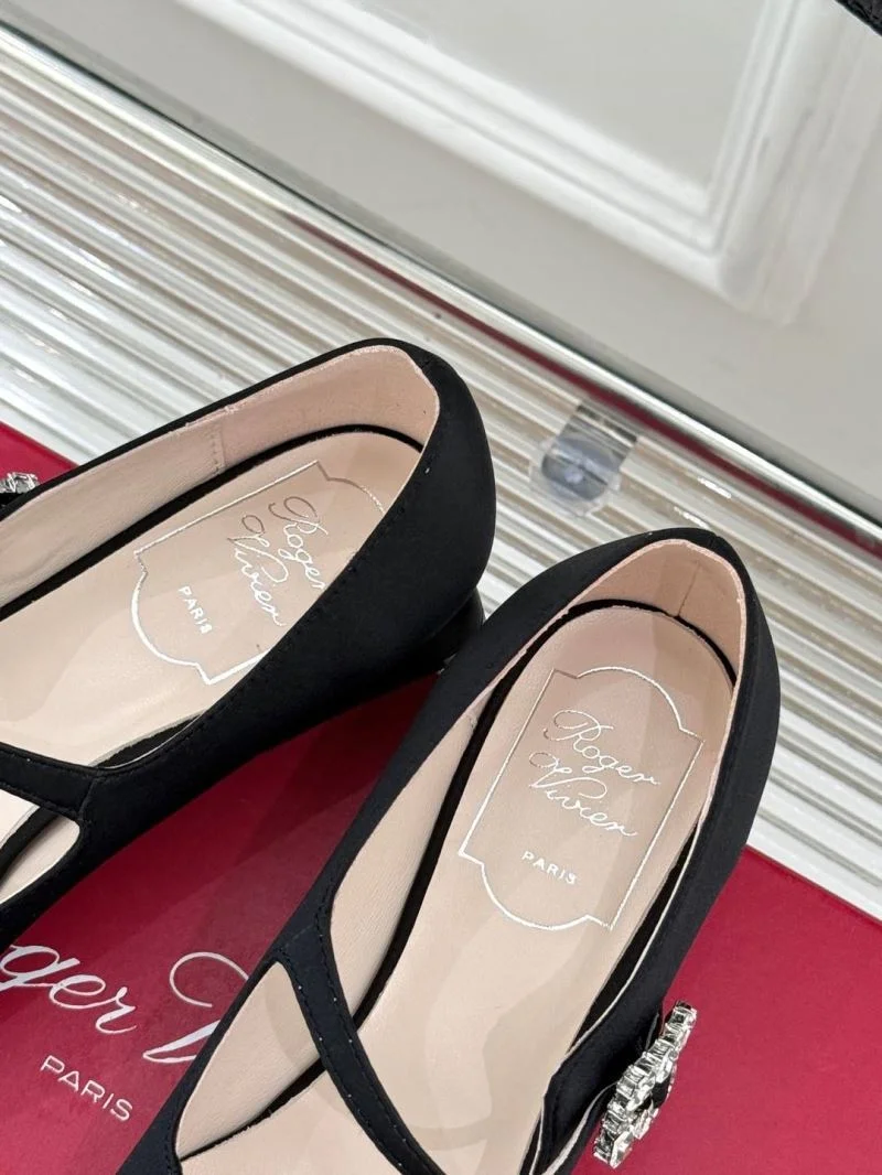 Roger Vivier Shoes Timeless 7322