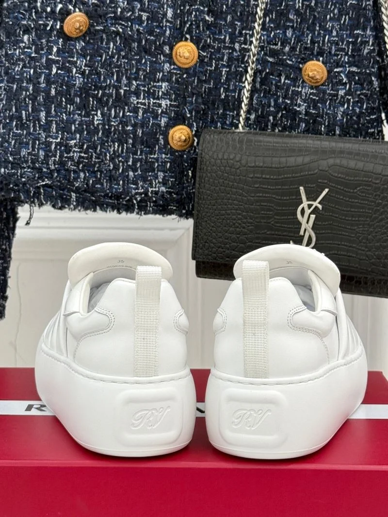 Roger Vivier Shoes SoftTouch 7330