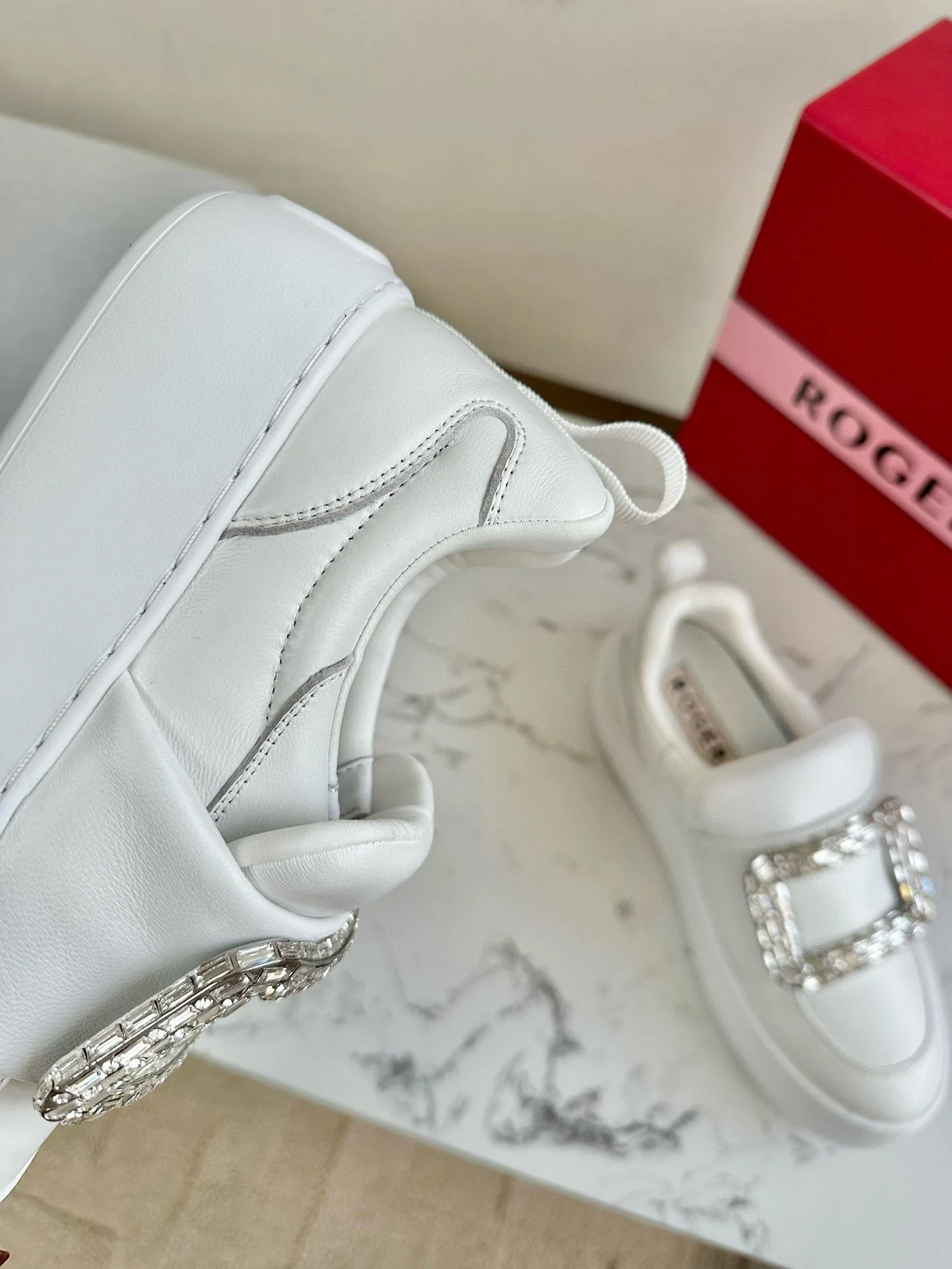 Roger Vivier Shoes SmoothTexture 7302