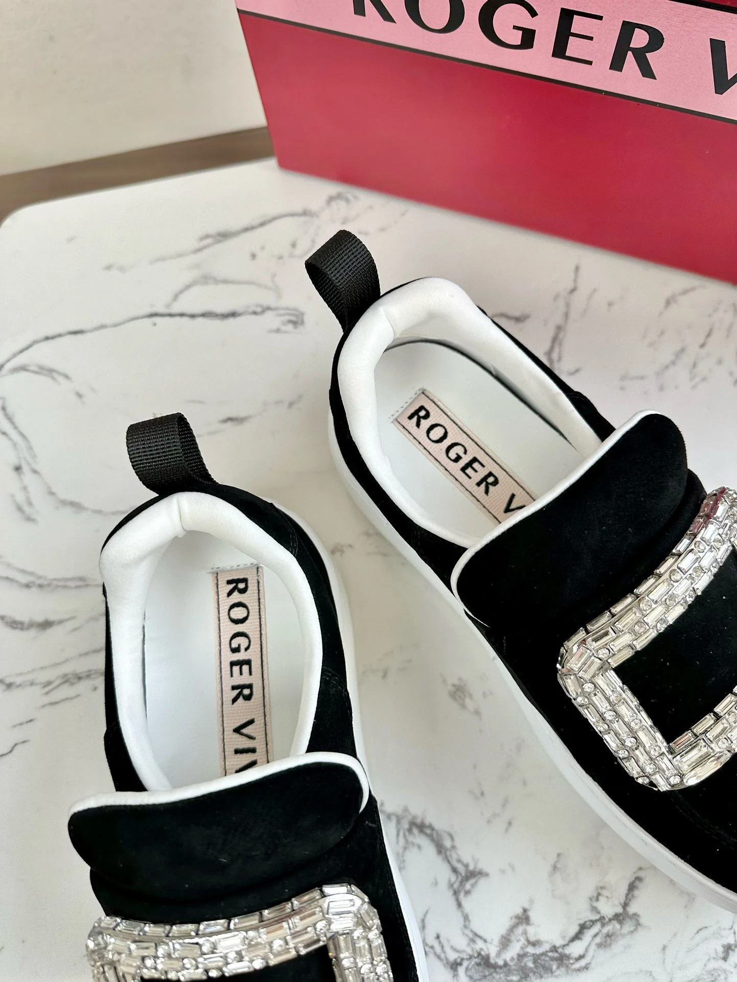 Roger Vivier Shoes Affordable 7325