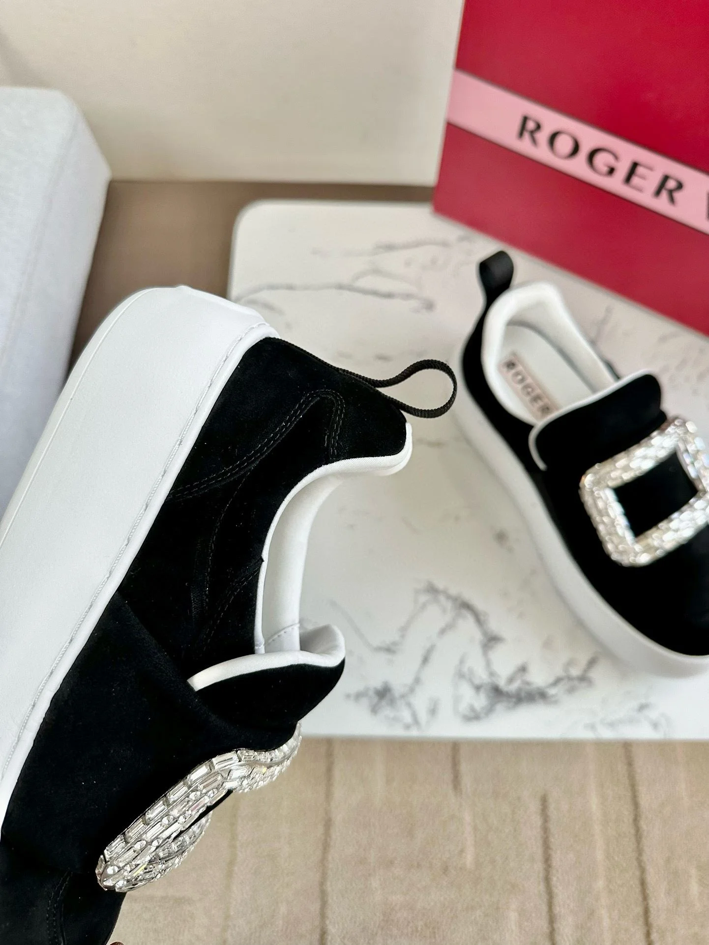 Roger Vivier Shoes Affordable 7325