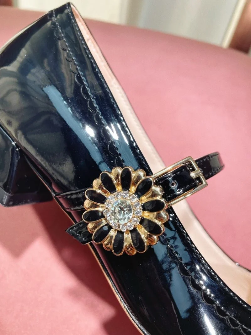 Supportive Roger Vivier Shoes 11427