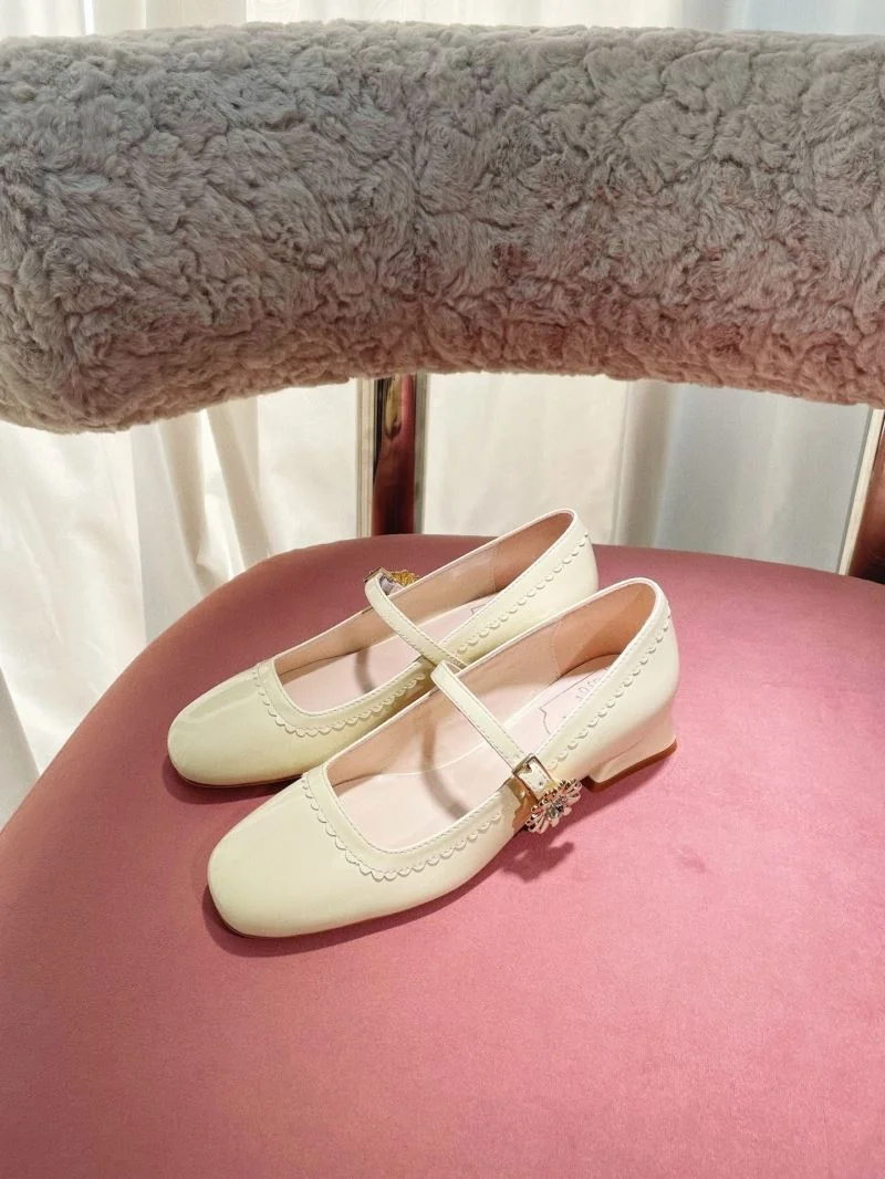 ComfortFit Roger Vivier Shoes 11457