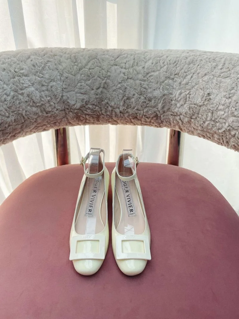 Roger Vivier Shoes Popular 11499