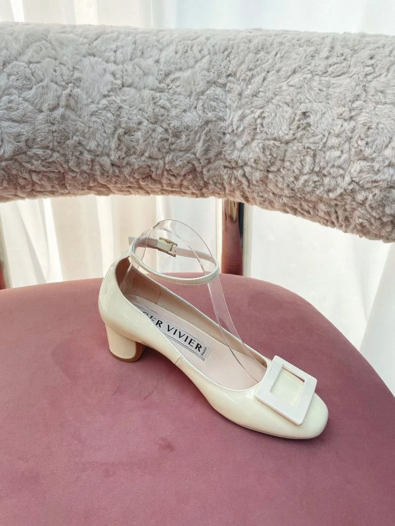 Roger Vivier Shoes Popular 11499