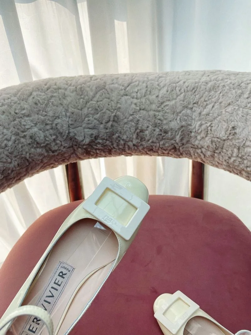Roger Vivier Shoes Popular 11499