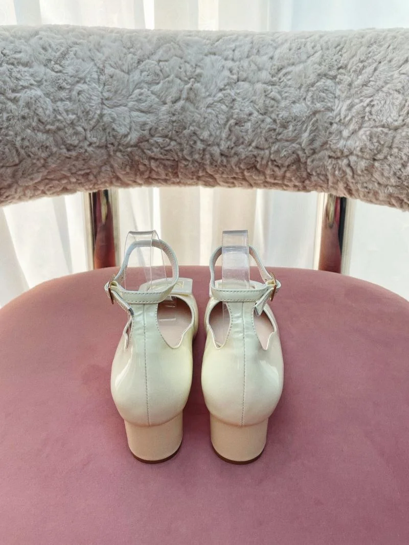 Roger Vivier Shoes Popular 11499
