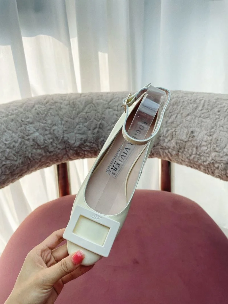 Roger Vivier Shoes Popular 11499