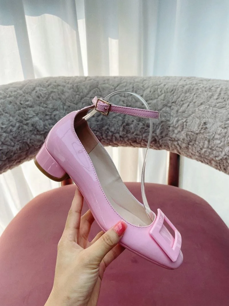 Roger Vivier Shoes FashionForward 11492
