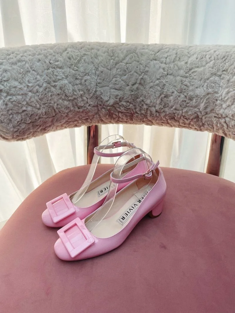 Bold Roger Vivier Shoes 11420