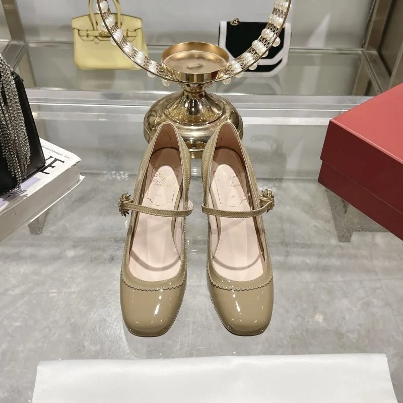 Roger Vivier Shoes ModernLook 11436