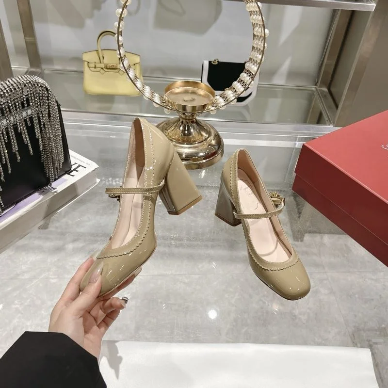 Roger Vivier Shoes ModernLook 11436