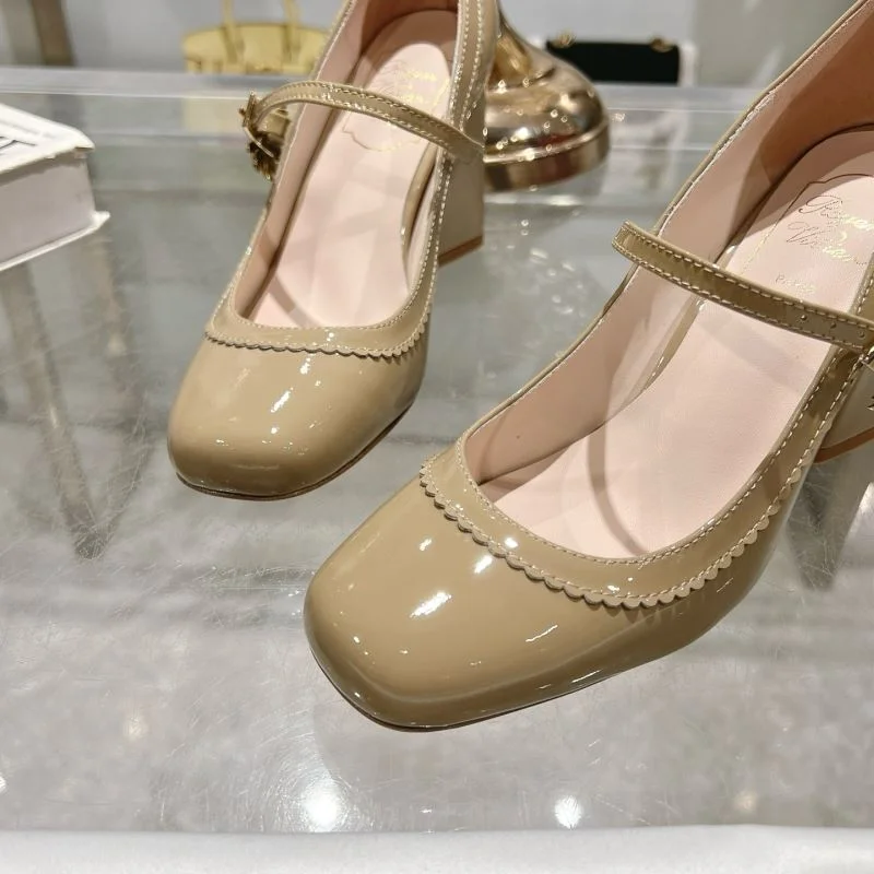 Roger Vivier Shoes ModernLook 11436