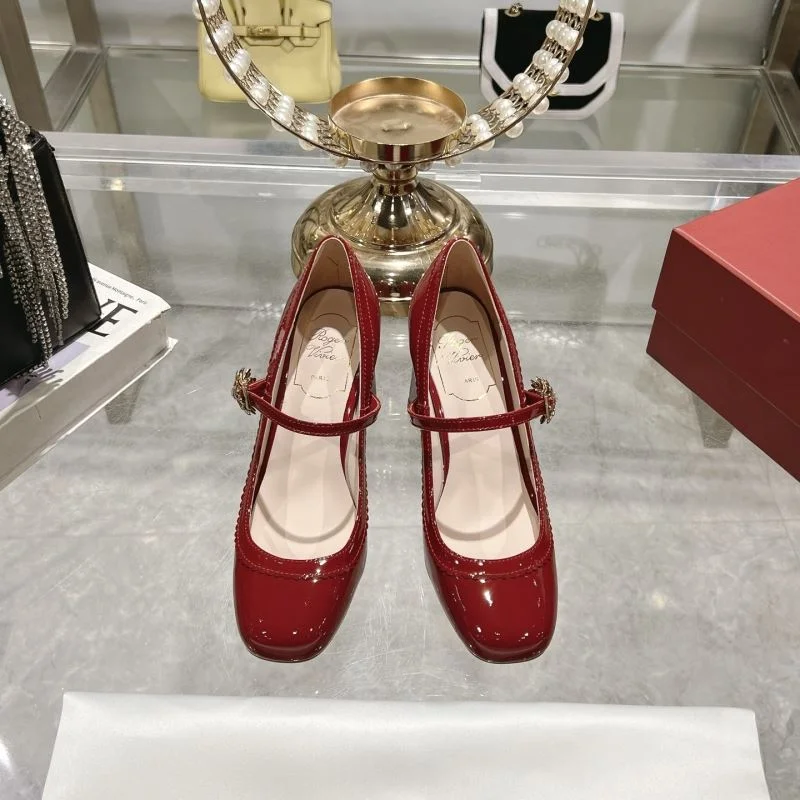 Lightweight Roger Vivier Shoes 11418