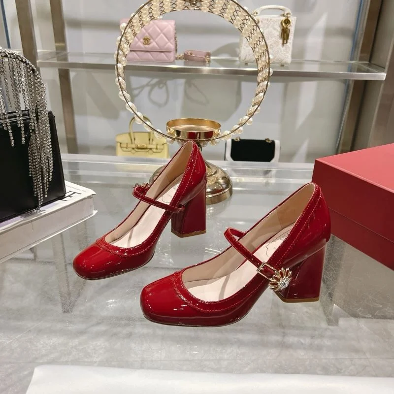 Lightweight Roger Vivier Shoes 11418