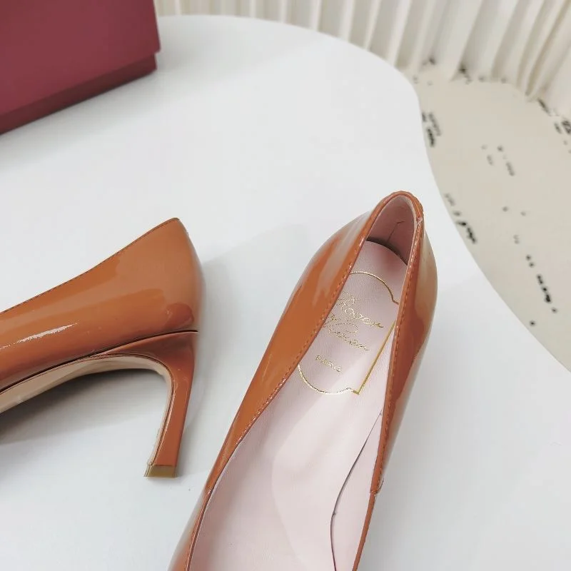 Roger Vivier Shoes Trendsetting 11407