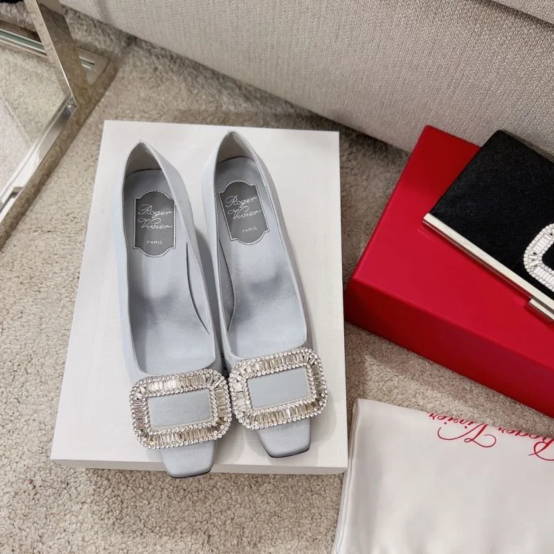 WaterResistant Roger Vivier Shoes 11375