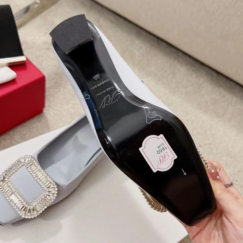 WaterResistant Roger Vivier Shoes 11375