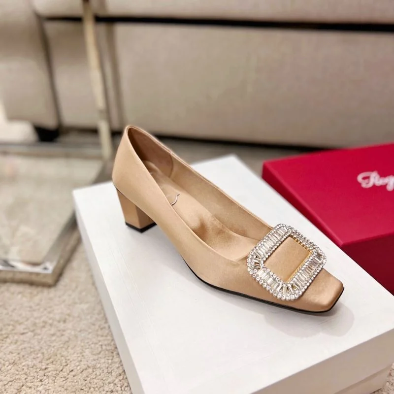 Roger Vivier Shoes Classic 11402