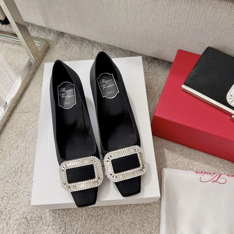 Roger Vivier Shoes EasyCare 11376