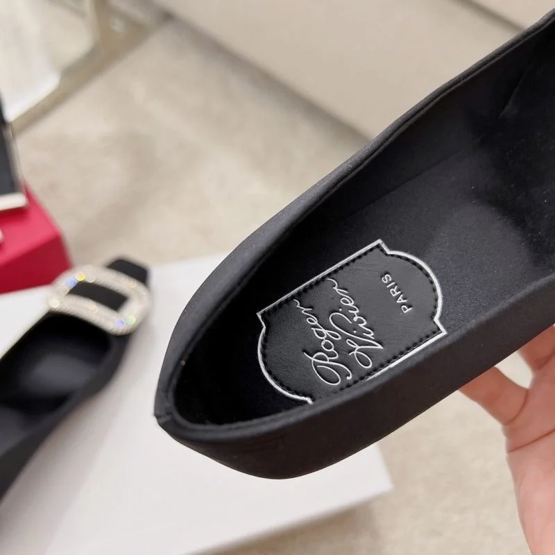 Roger Vivier Shoes EasyCare 11376