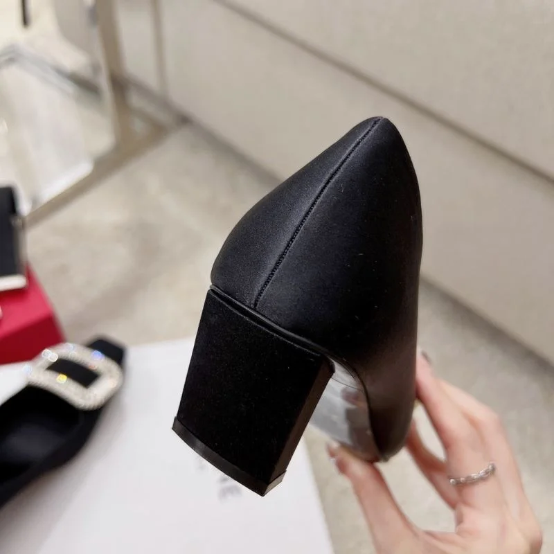 Roger Vivier Shoes EasyCare 11376