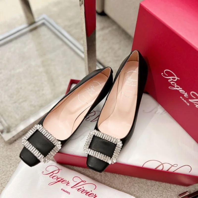StreetReady Roger Vivier Shoes 11362