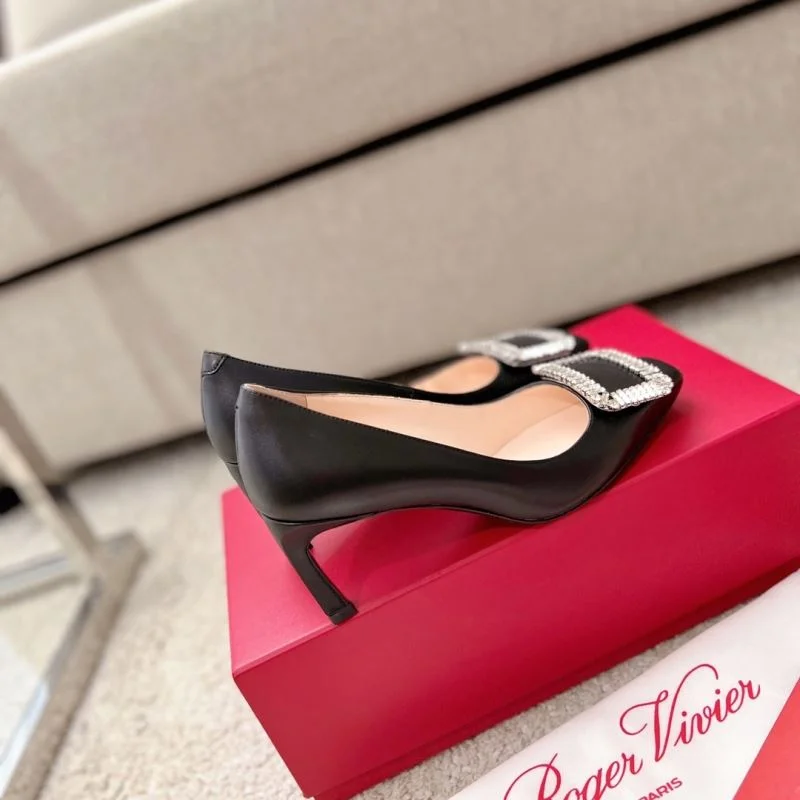 StreetReady Roger Vivier Shoes 11362
