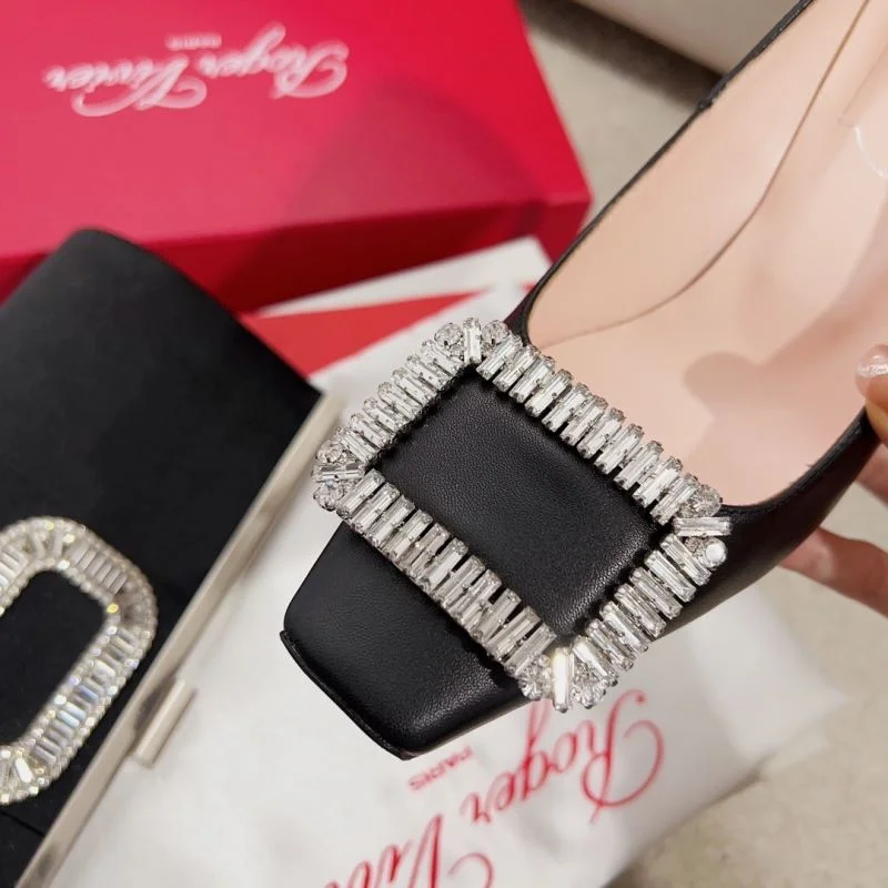 StreetReady Roger Vivier Shoes 11362
