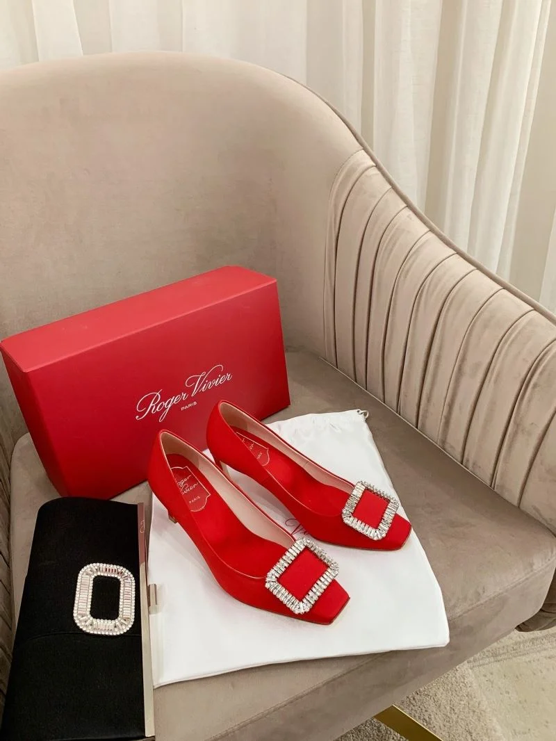 Timeless Roger Vivier Shoes 11355