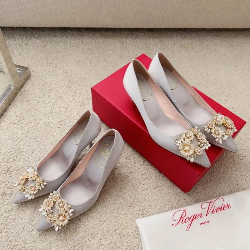 Lightweight Roger Vivier Shoes 11359