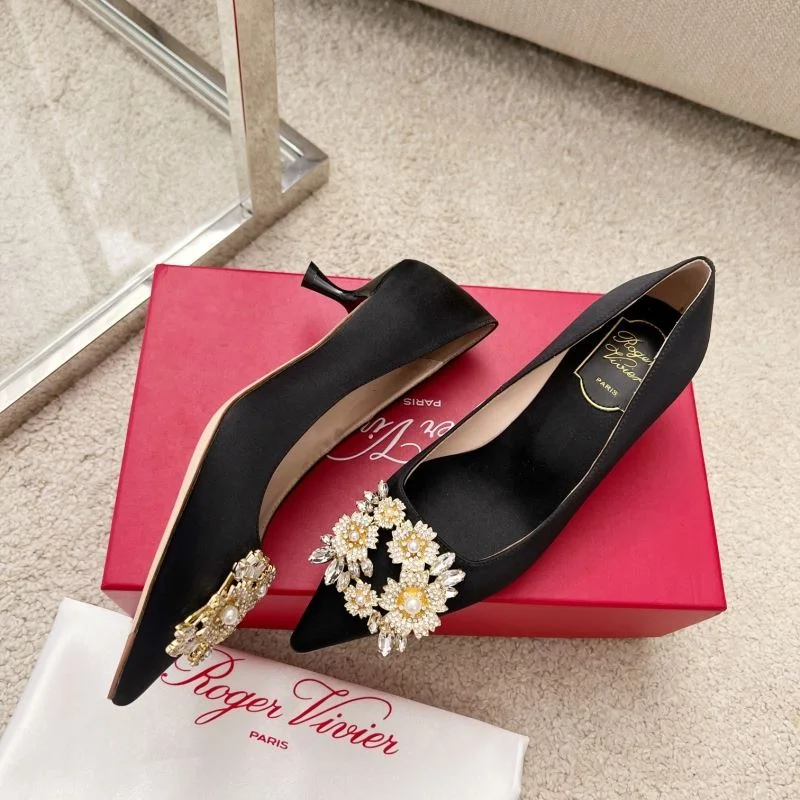 UrbanStyle Roger Vivier Shoes 11353