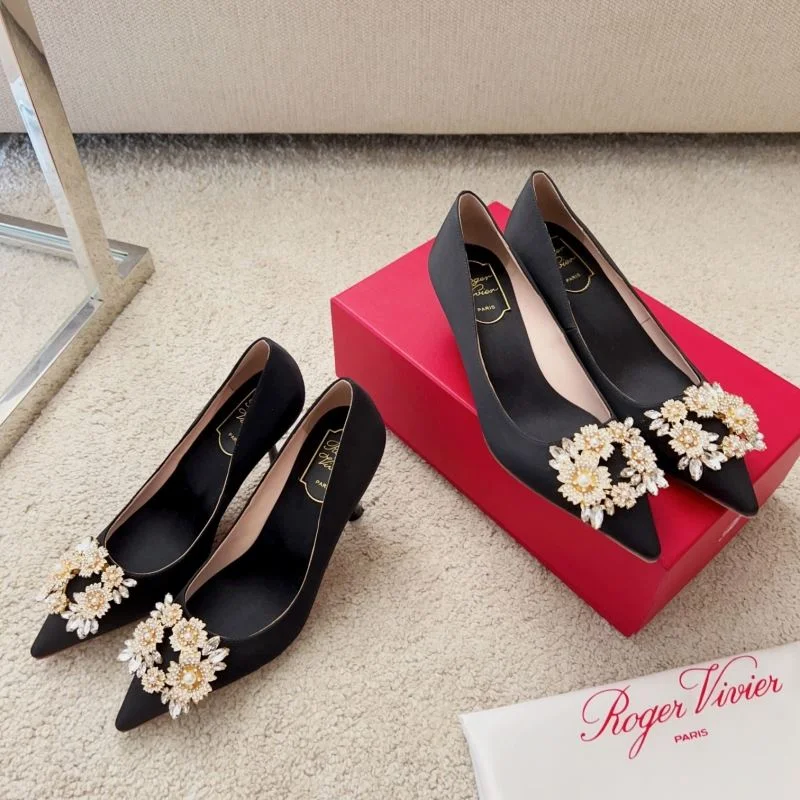 UrbanStyle Roger Vivier Shoes 11353