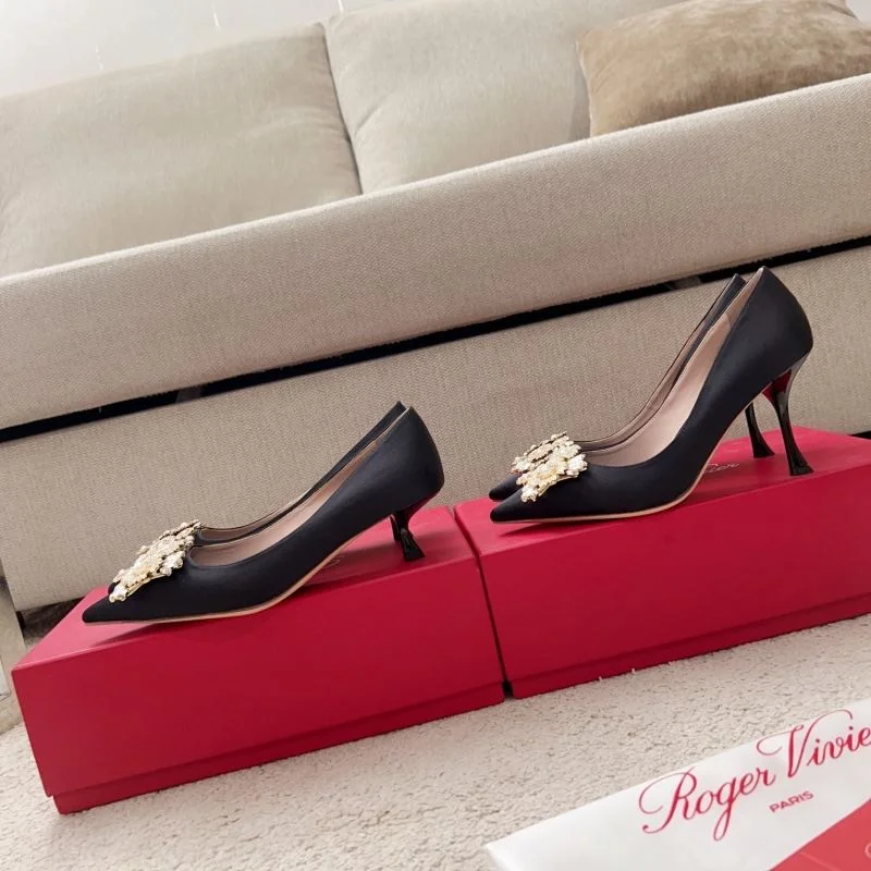 UrbanStyle Roger Vivier Shoes 11353