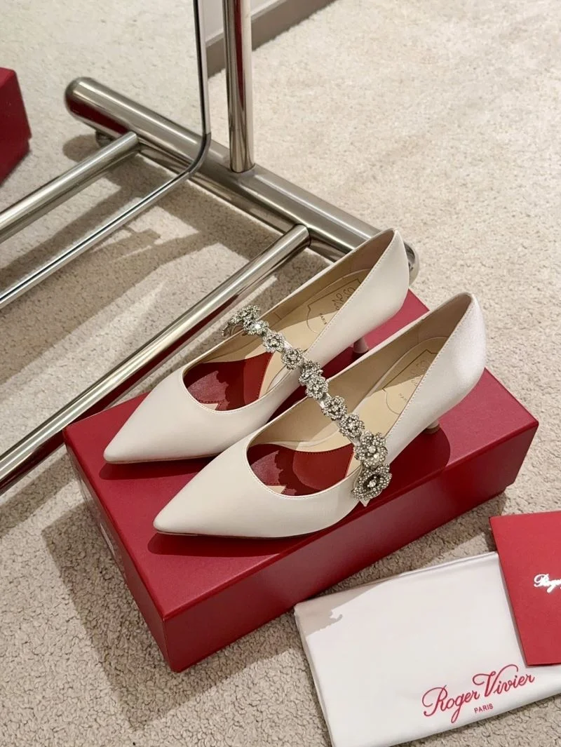 Roger Vivier Shoes Youthful 11343