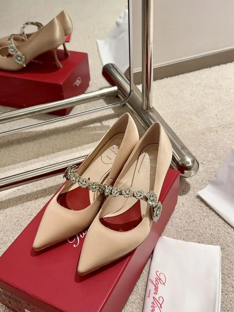 UrbanChic Roger Vivier Shoes 11345