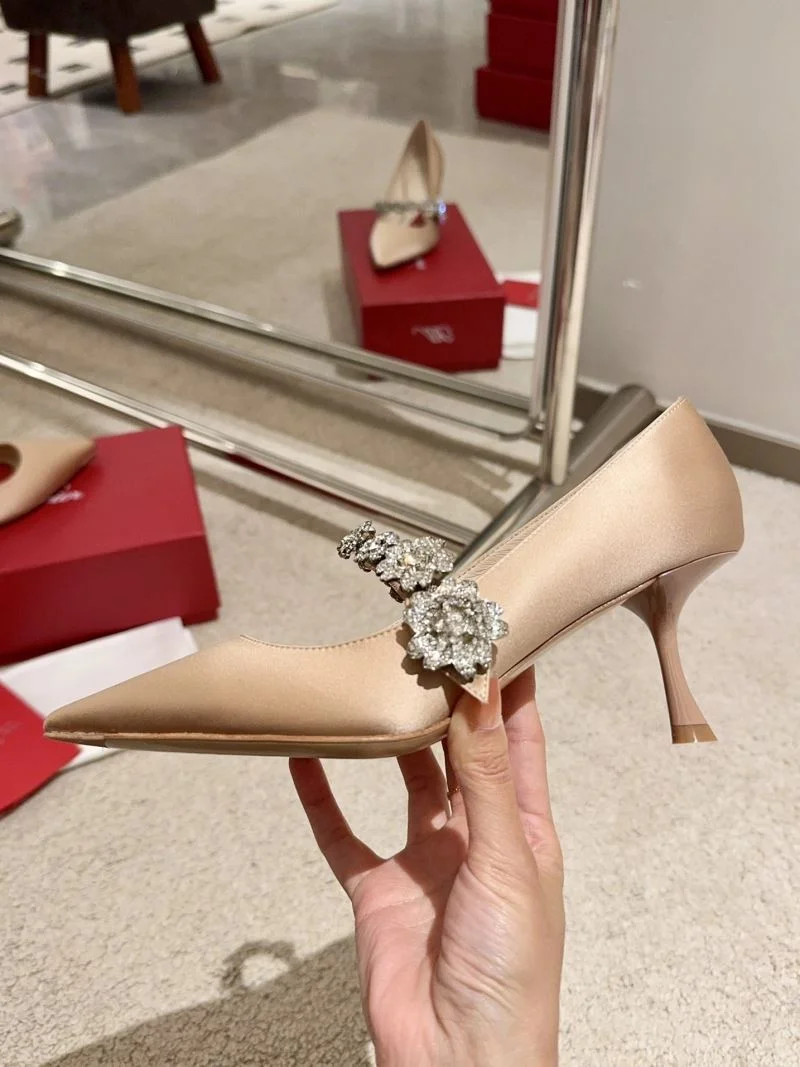 UrbanChic Roger Vivier Shoes 11345