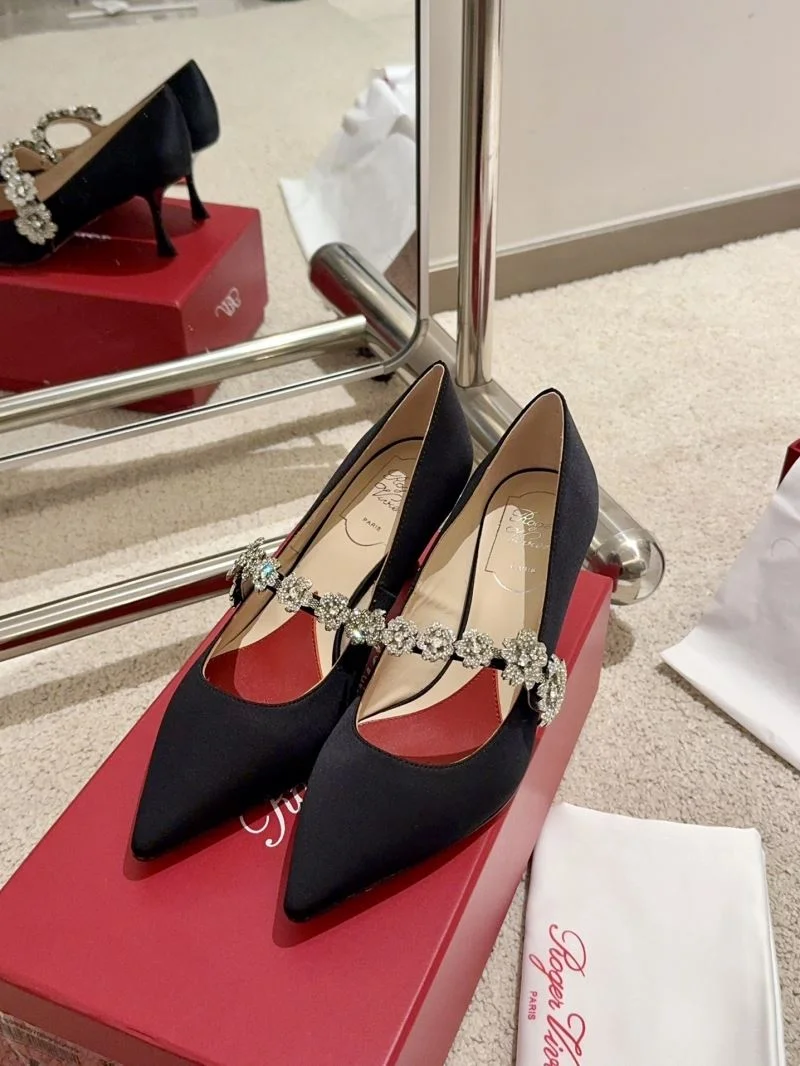 Timeless Roger Vivier Shoes 11339