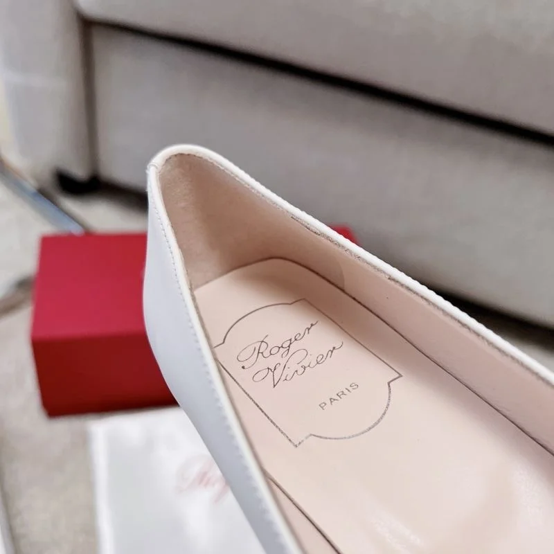 Cozy Roger Vivier Shoes 11336