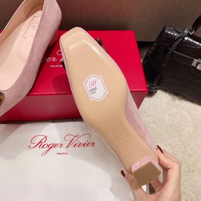 Classic Roger Vivier Shoes 11329