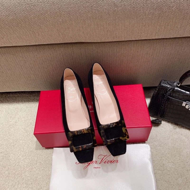 StreetReady Roger Vivier Shoes 11322