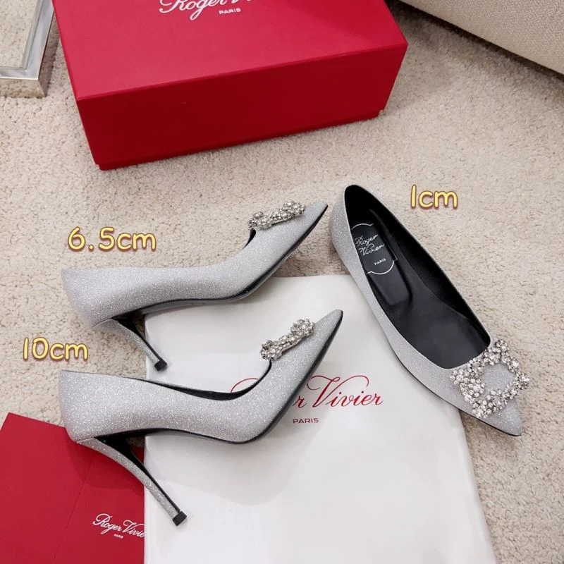 Trendsetting Roger Vivier Shoes 11308