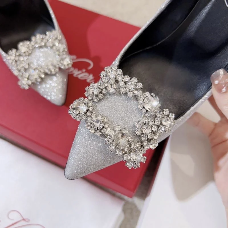 Trendsetting Roger Vivier Shoes 11308