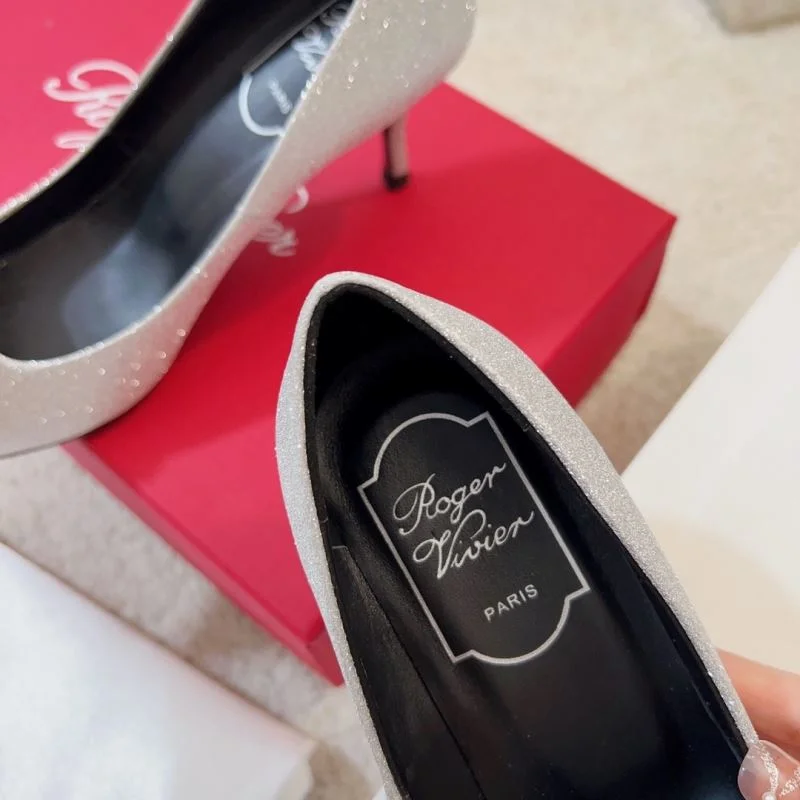 Trendsetting Roger Vivier Shoes 11308