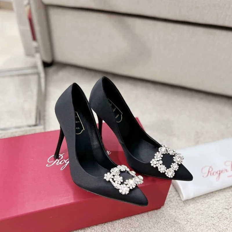 Trendsetting Roger Vivier Shoes 11316