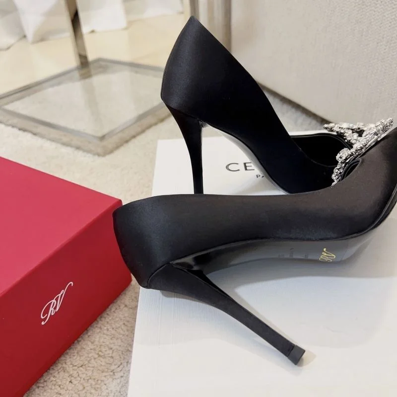 Trendsetting Roger Vivier Shoes 11316