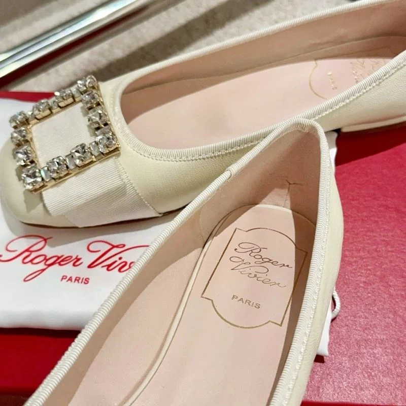 Roger Vivier Shoes EasyMatch 11304