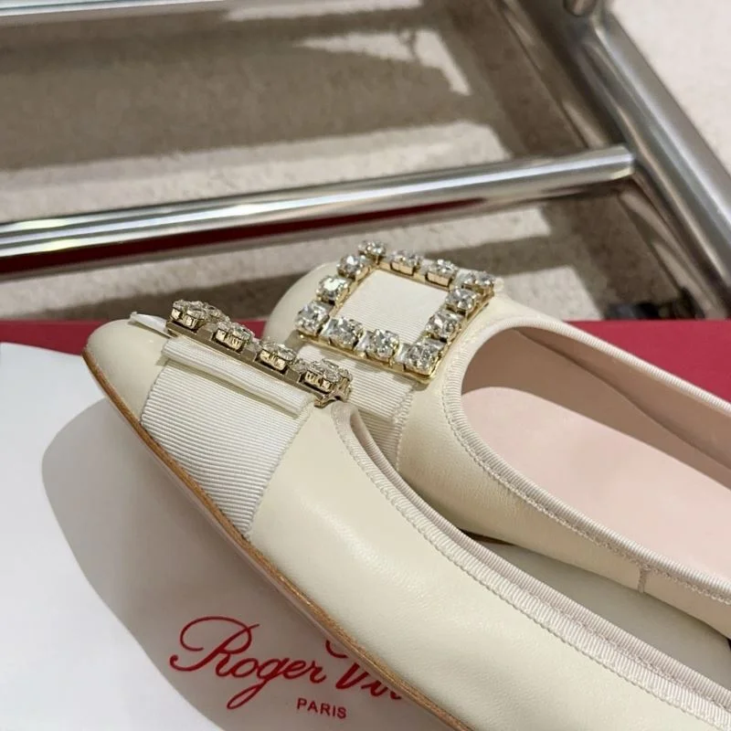 Roger Vivier Shoes EasyMatch 11304