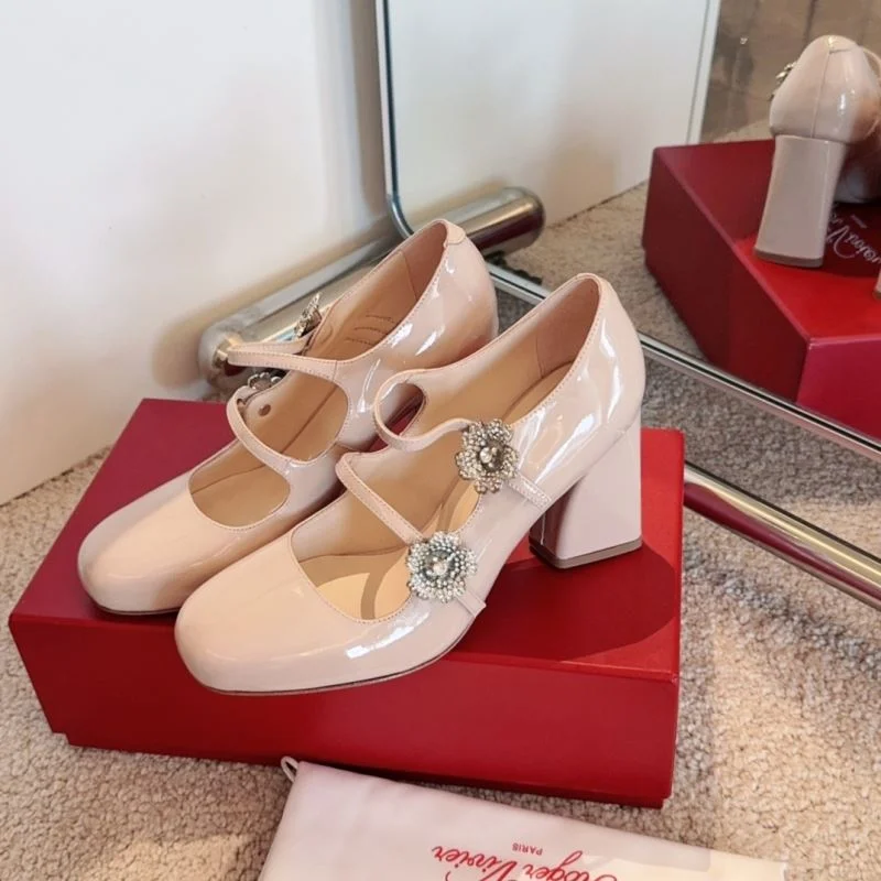 Roger Vivier Shoes Popular 11296