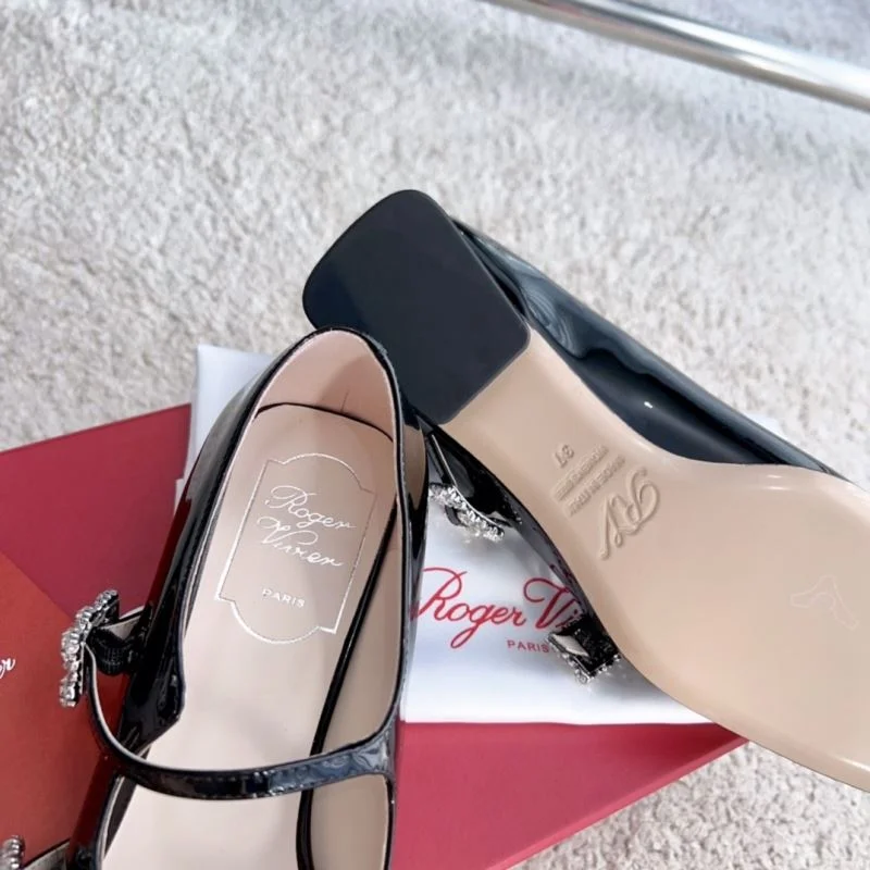 Elegant Roger Vivier Shoes 11285
